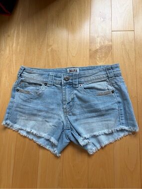 Mudd Light Blue Denim Frayed-Hem Women's Shorts